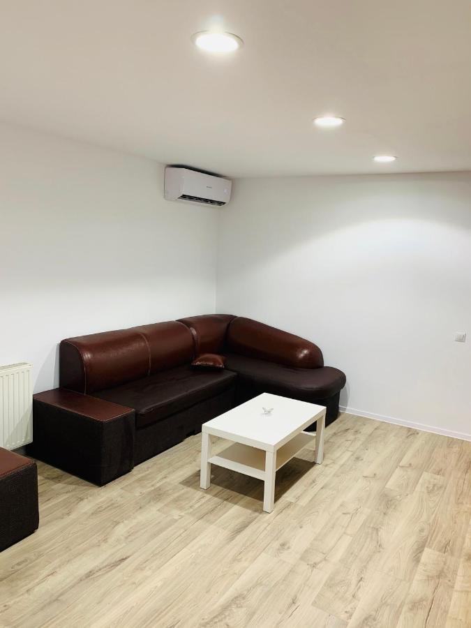 Apartment City Center Piteşti Esterno foto
